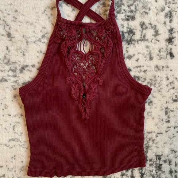 Kendall & Kylie Tops - Kendall & Kylie Crop Top